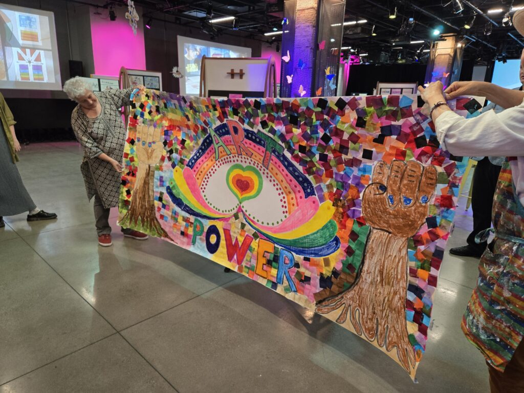 Mural Reach for your Dreams 2025